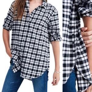 Madewell Women's Black & White Plaid Flannel Side Button Top Size Small